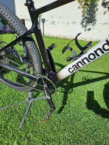 Used Cannondale Scalpel Shimano Deore XT 2023 Mountainbike, White — image 5 of 6