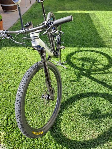Used Cannondale Scalpel Shimano Deore XT 2023 Mountainbike, White — image 4 of 6