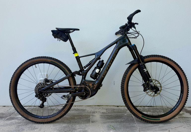 Used Specialized Turbo Levo Expert Carbon 2020 2020 Mountainbike, Black, 29 — image 1 of 14