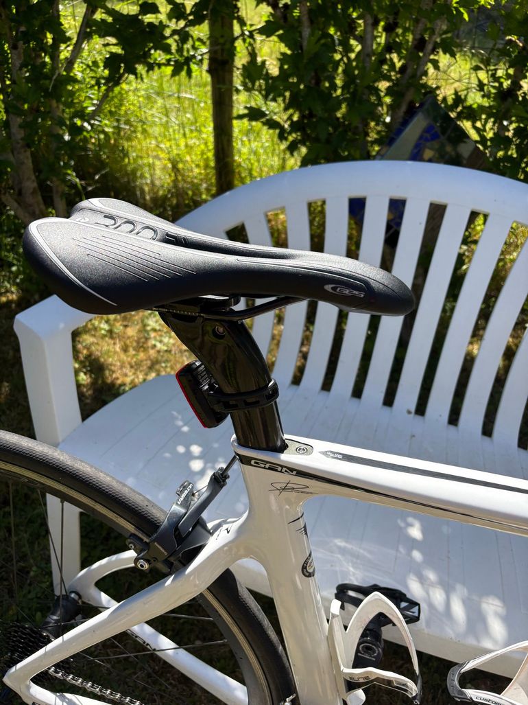 Used Pinarello Gan Shimano Ultegra 2018 Road & Gravel, White — image 2 of 11