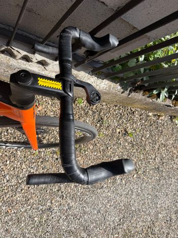 Used BMC Teammachine SLR01 DISC ONE 2018 2018 Road & Gravel, Orange — image 3 of 5
