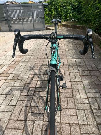 Used Bianchi Infinito CV Ultegra Compact 2014 2014 Road & Gravel — image 4 of 4