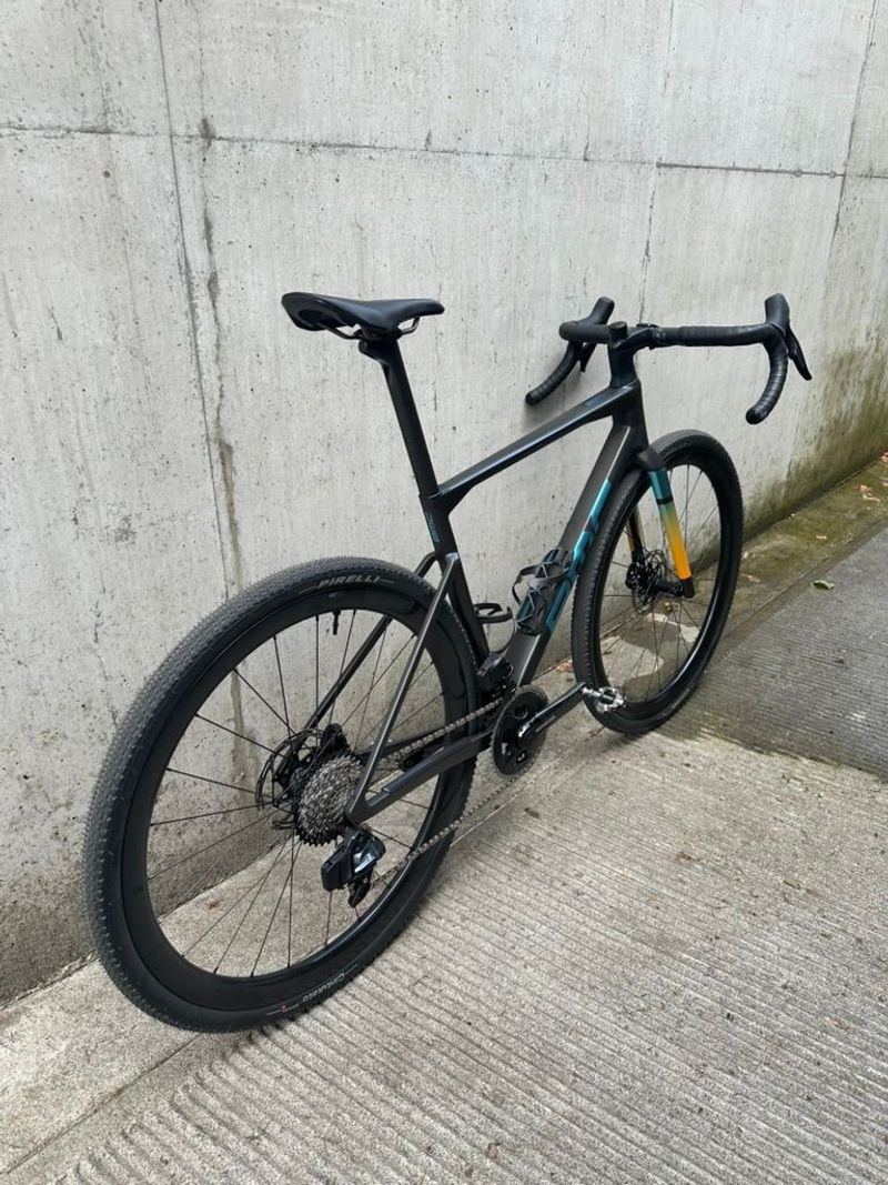 Used BMC Kaius 01 TWO 2024 2024 Road & Gravel, Black — image 2 of 9