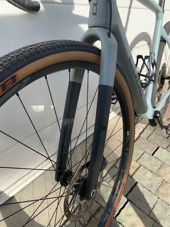 Used CUBE NUROAD C:62 SL 2022 2022 Road & Gravel, Light Gray — image 3 of 6