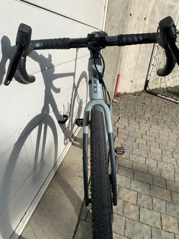 Used CUBE NUROAD C:62 SL 2022 2022 Road & Gravel, Light Gray — image 4 of 6