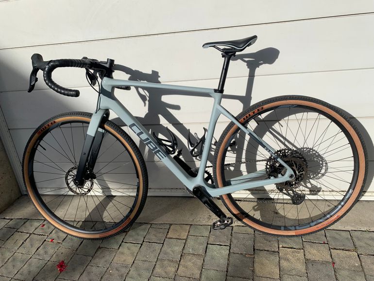 Used CUBE NUROAD C:62 SL 2022 2022 Road & Gravel, Light Gray — image 2 of 6