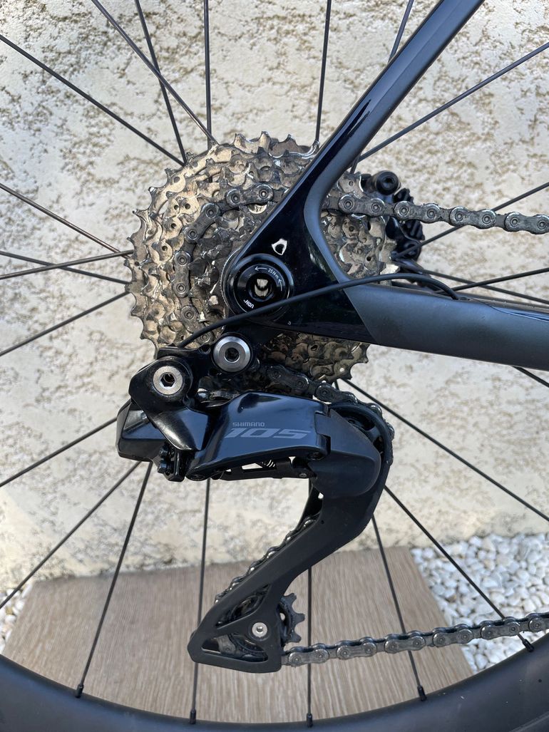 Used Trek Madone SL 6 Gen 8 2026 2026 Road & Gravel — image 3 of 3