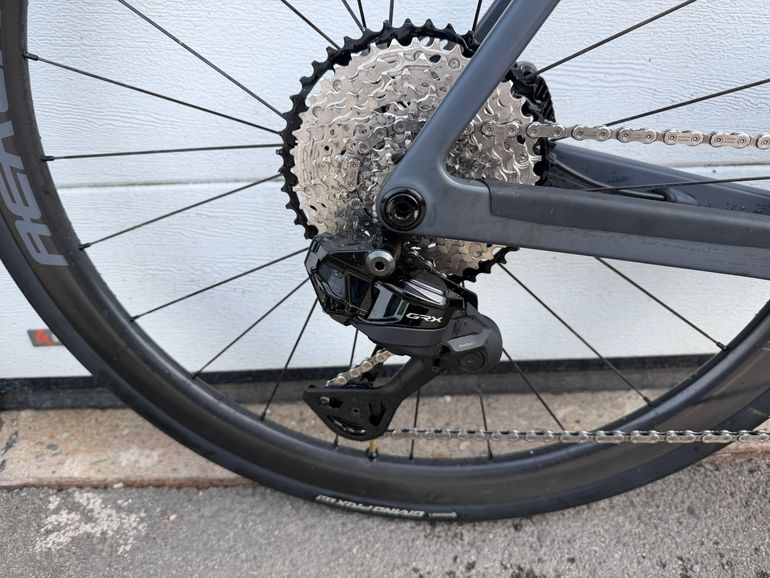 Used Canyon Grail CF SL 7 2024 2024 Road & Gravel, Black — image 5 of 7