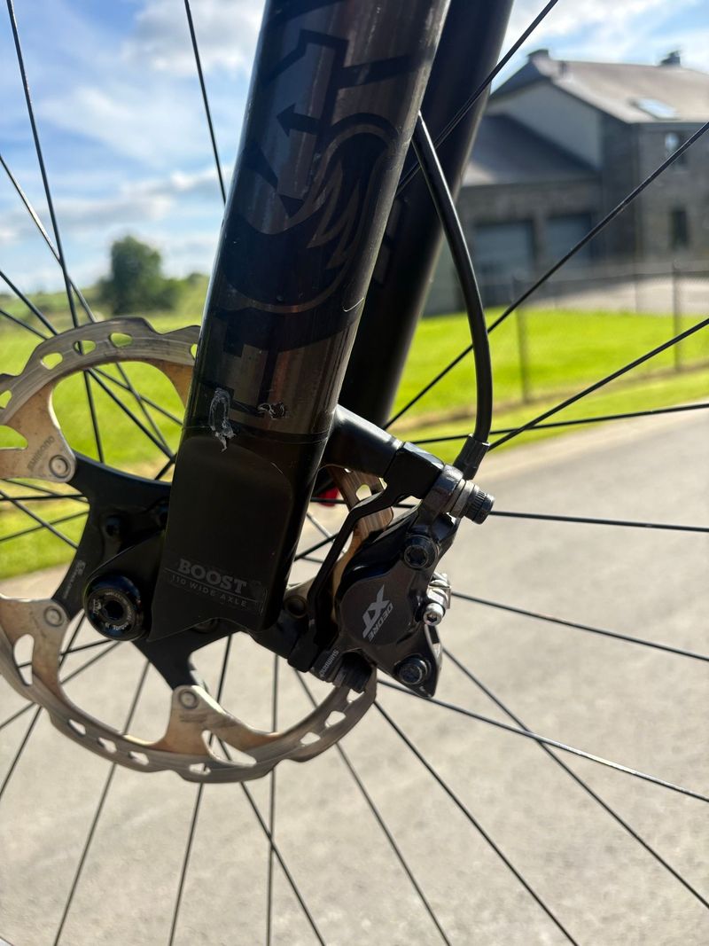 Used Scott Spark 910 2020 2020 Mountainbike, Light Gray, 29 — image 8 of 12