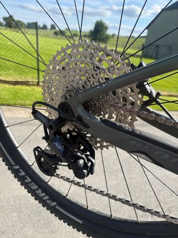 Used Scott Spark 910 2020 2020 Mountainbike, Light Gray, 29 — image 3 of 12