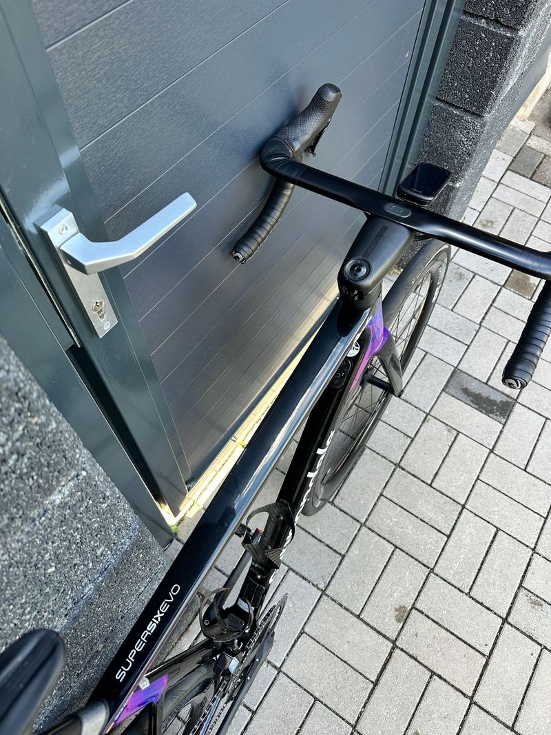 Used Cannondale SuperSix EVO Shimano Ultegra Di2 2024 Road & Gravel, Black — image 3 of 10