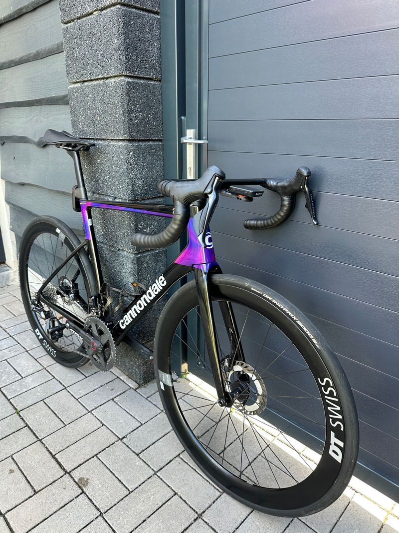 Used Cannondale SuperSix EVO Shimano Ultegra Di2 2024 Road & Gravel, Black — image 2 of 10