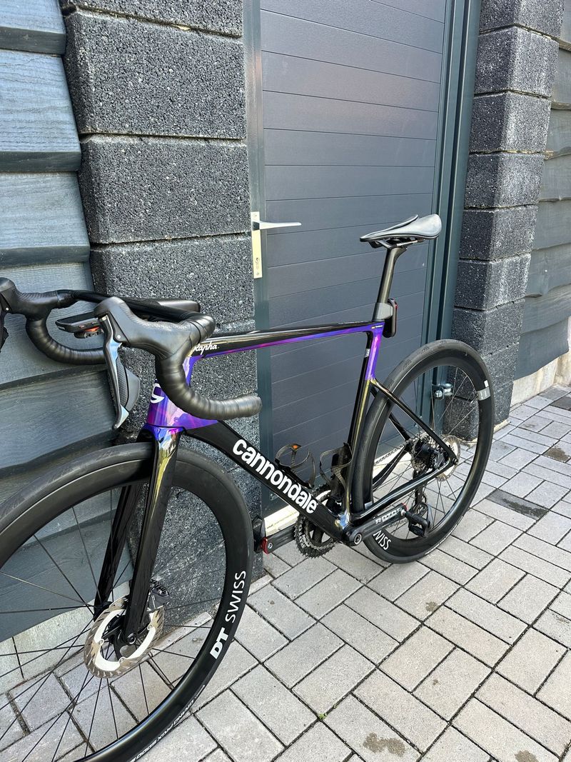 Used Cannondale SuperSix EVO Shimano Ultegra Di2 2024 Road & Gravel, Black — image 9 of 10
