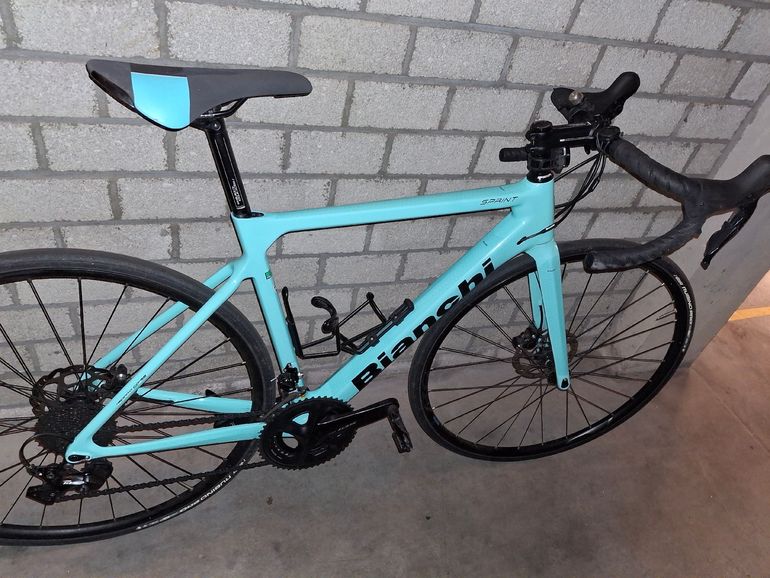 Used Bianchi Sprint Disc Ultegra 2021 2021 Road & Gravel, Green — image 1 of 5