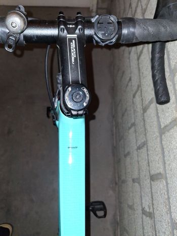 Used Bianchi Sprint Disc Ultegra 2021 2021 Road & Gravel, Green — image 5 of 5