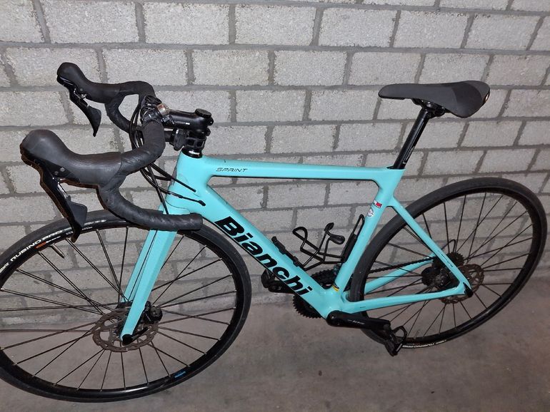 Used Bianchi Sprint Disc Ultegra 2021 2021 Road & Gravel, Green — image 2 of 5