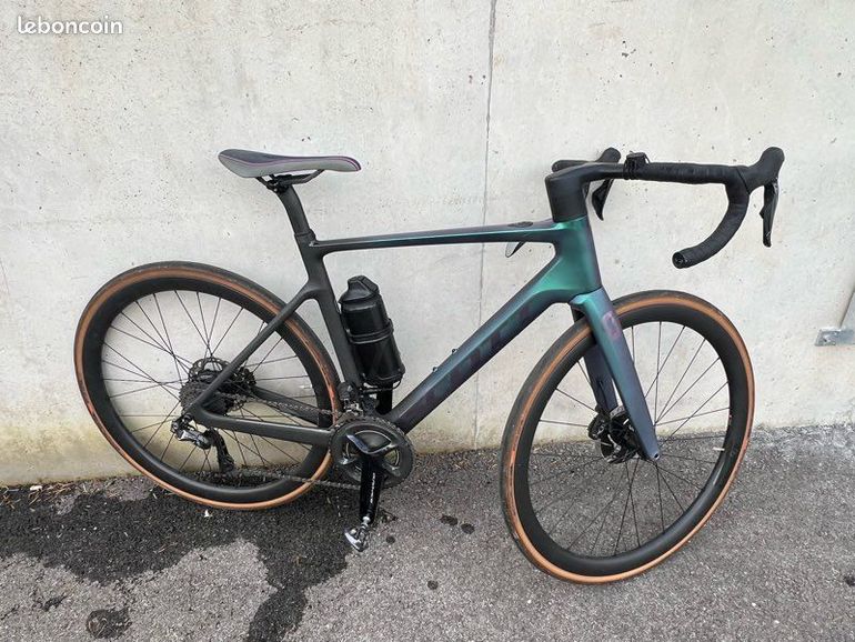 Used Scott Scott Addict Eride Premium Dura-ace Di2 2022 Road & Gravel, Blau — image 1 of 5