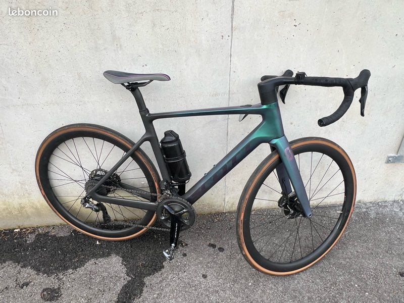 Used Scott Addict Eride Premium Dura-ace Di2 2022 Road & Gravel