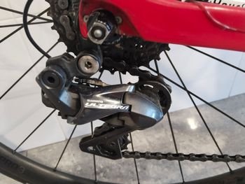 Used Trek Madone 9.5 2018 2018 Road & Gravel — image 4 of 7