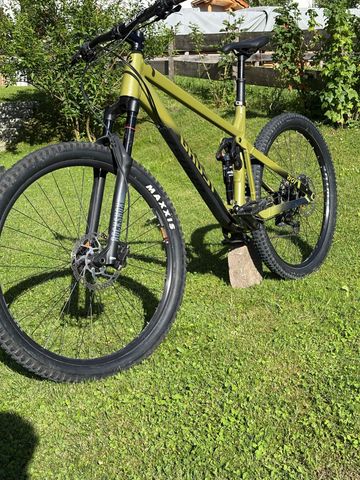 Gebrauchtes Ghost Riot Trail 2024 2024 Mountainbike, Grün, 29 — Bild 2 von 8