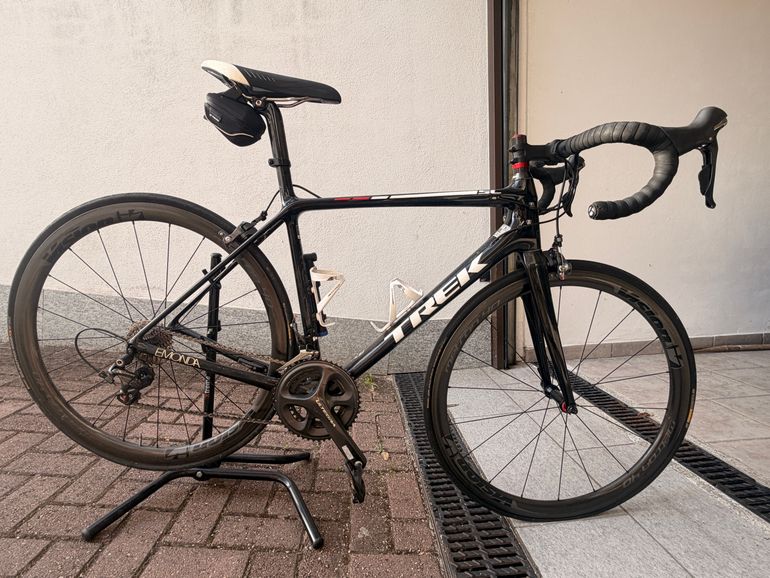 Used Trek Emonda Shimano Ultegra 2015 Road & Gravel, Schwarz — image 1 of 8