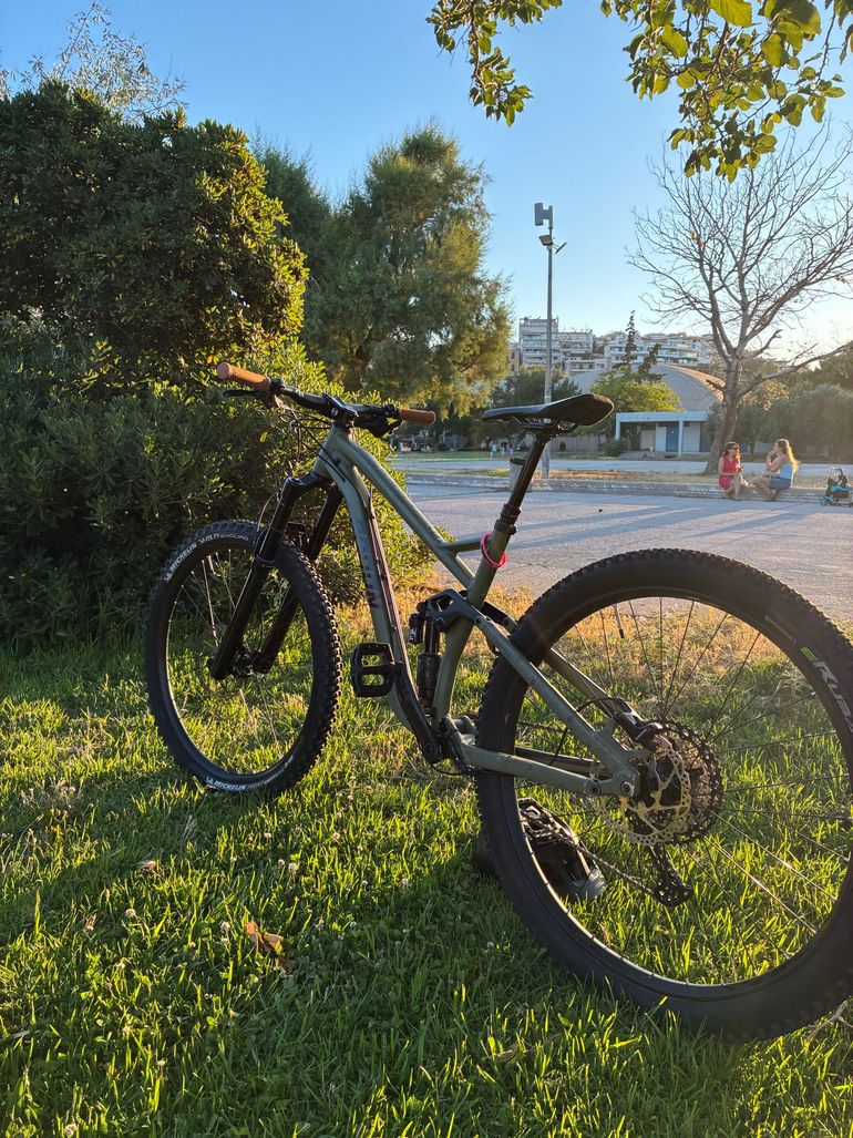 Used Radon SWOOP AL 8.0 2024 2024 Mountainbike, Green, 29 — image 1 of 6