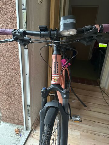 Stevens 6X Lady 2022 2022 Urban de segunda mano, Rojo — imagen 3 de 3