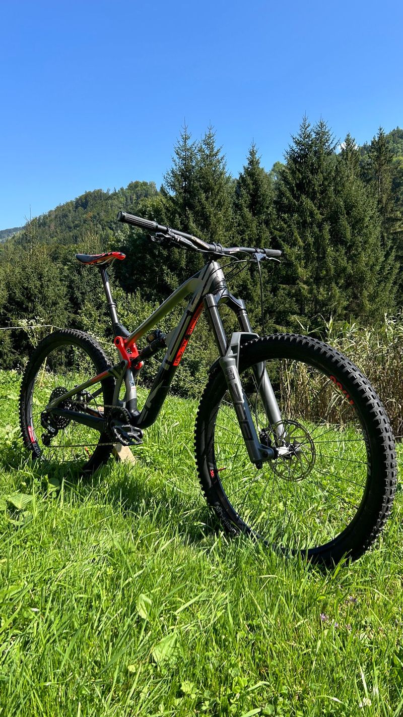 Used Intense Carbine SRAM X01 Eagle 2020 Mountainbike, Light Gray — image 1 of 5