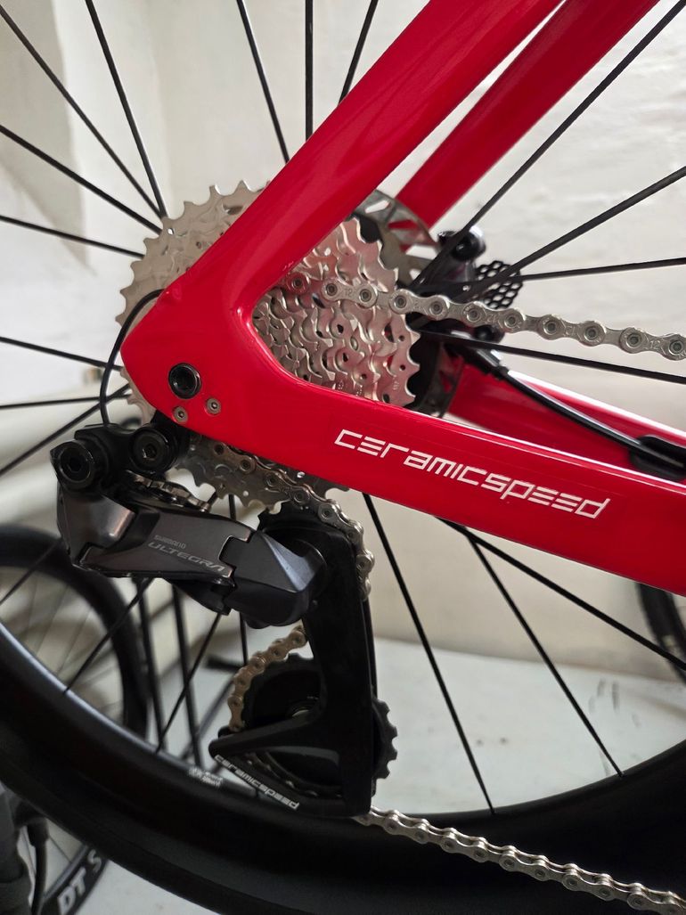 Used Trek Madone SL 6 Gen 6 2023 Frameset 2023 Road & Gravel, Red — image 3 of 3