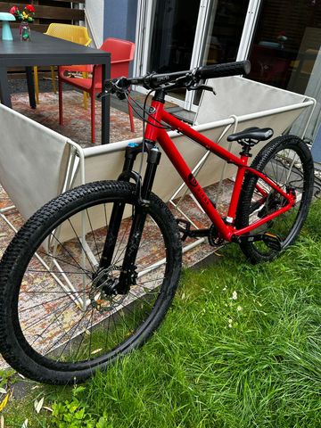 Used KU Bikes Custom Shimano Deore 2026 Mountainbike, Red — image 6 of 10
