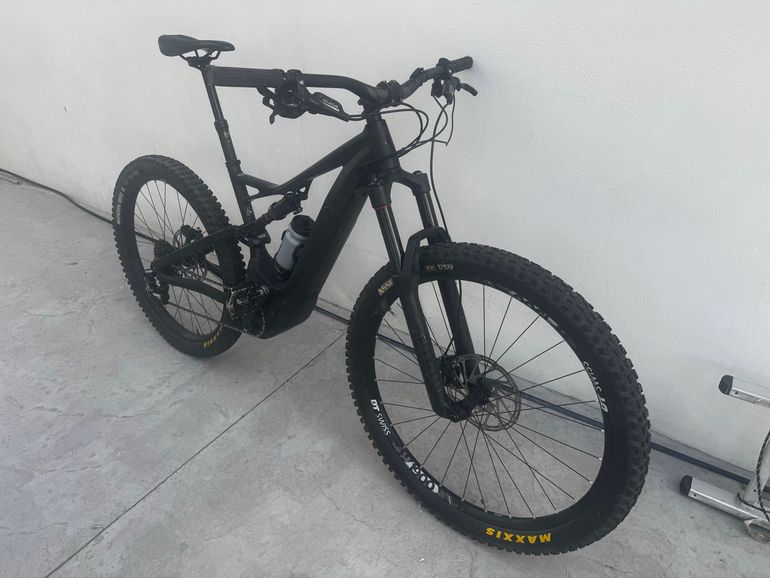 Used Specialized Turbo Levo FSR Expert 6Fattie 2017 2017 Mountainbike — image 8 of 8