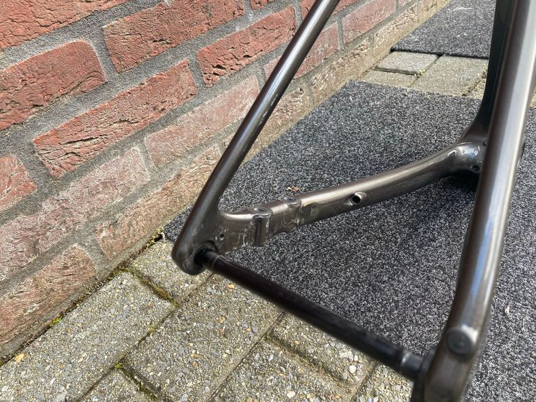 Used Specialized S-Works Roubaix SL8 2024 Frameset 2024 Road & Gravel — image 10 of 17