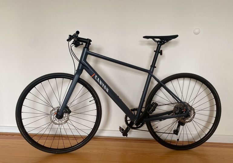 Used Canyon Roadlite 4 WMN 2023 2023 Urban, Black — image 1 of 6