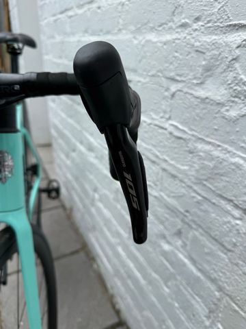 Brugt Bianchi Sprint 105 Di2 2025 2025 Road & Gravel — billede 6 af 11