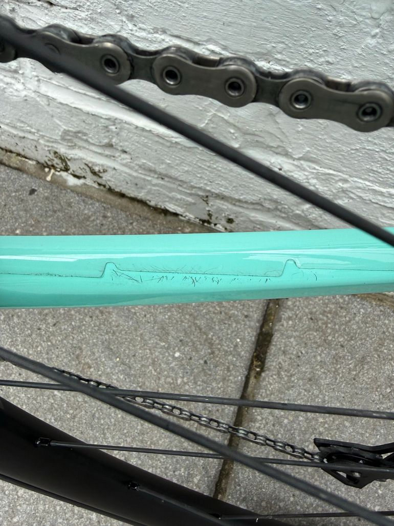 Used Bianchi Sprint 105 Di2 2025 2025 Road & Gravel, Azul — image 11 of 11