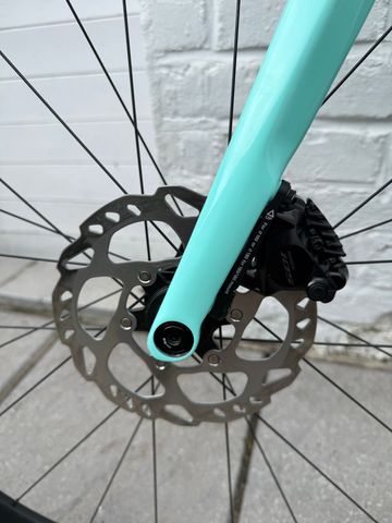 Brugt Bianchi Sprint 105 Di2 2025 2025 Road & Gravel — billede 10 af 11