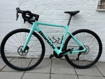 Brugt Bianchi Sprint 105 Di2 2025 2025 Road & Gravel — billede 2 af 11