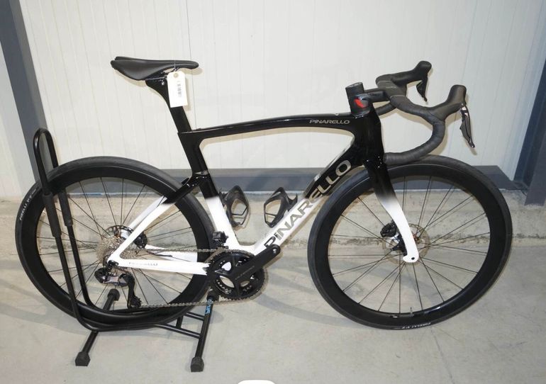 Used Pinarello F7 ULTEGRA Di2 2026 2026 Road & Gravel, Schwarz — image 1 of 6