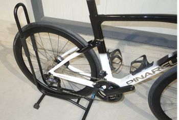 Used Pinarello F7 ULTEGRA Di2 2026 2026 Road & Gravel, Schwarz — image 5 of 6