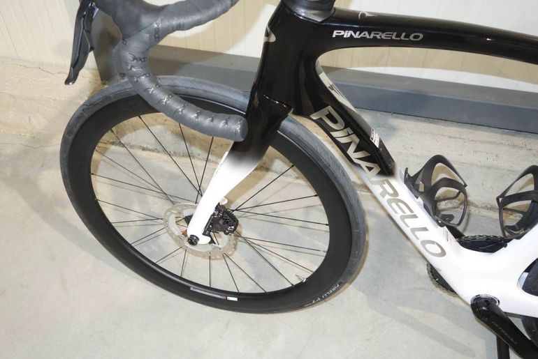 Used Pinarello F7 ULTEGRA Di2 2026 2026 Road & Gravel, Schwarz — image 4 of 6