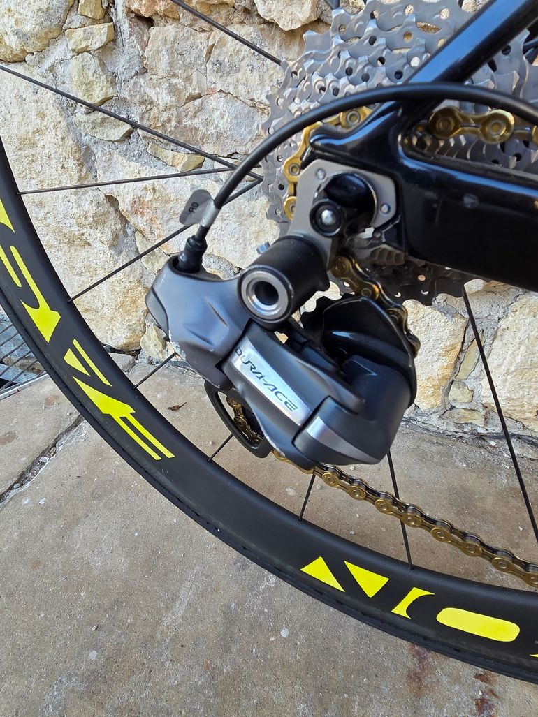 Used BMC BMC Custom Shimano Dura Ace Di2 2012 Road & Gravel, Schwarz — image 5 of 13