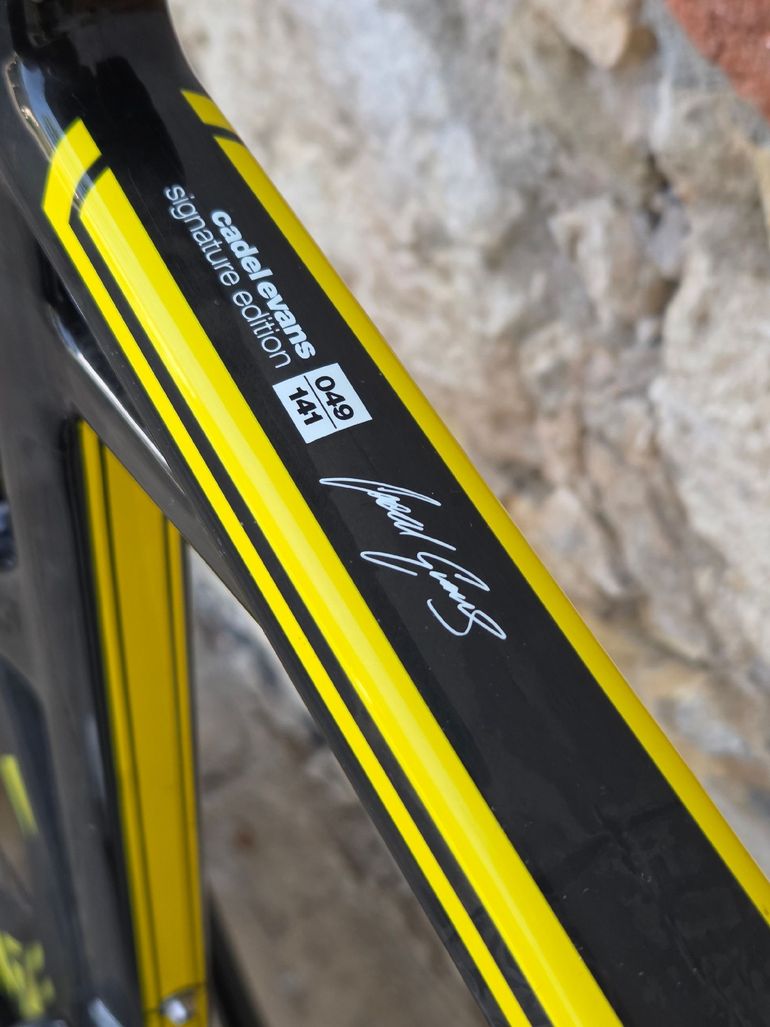 Used BMC BMC Custom Shimano Dura Ace Di2 2012 Road & Gravel, Schwarz — image 11 of 13