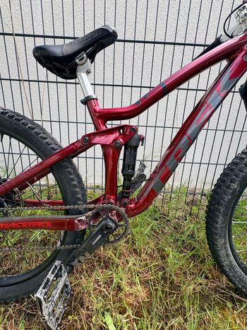 Used Trek Remedy 7 2021 2021 Mountainbike, Red — image 6 of 7