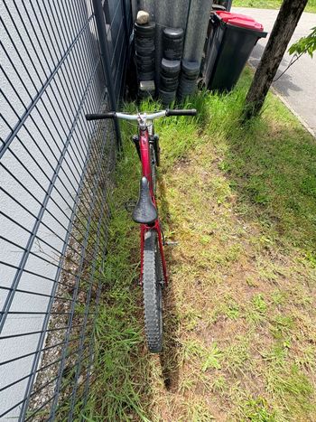 Used Trek Remedy 7 2021 2021 Mountainbike, Red — image 5 of 7