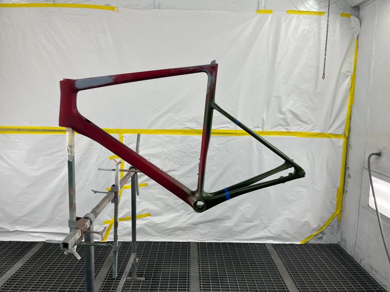 Used Cannondale SuperSix EVO Hi-MOD Disc Red eTap AXS 2022 2022 Road & Gravel, Hellgrau — image 4 of 4