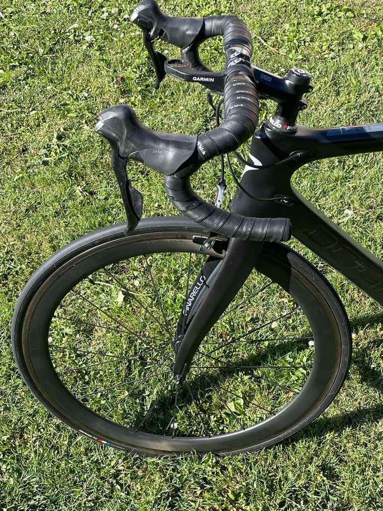 Used Pinarello DOGMA F8 2018 2018 Road & Gravel — image 4 of 8