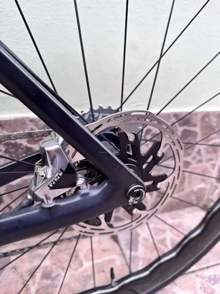 Used Rose Reveal 06 Red eTap AXS 2024 2024 Road & Gravel, Black — image 5 of 7