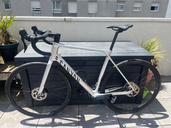 Used Canyon Endurace CF 7 2025 2025 Road & Gravel, Light Gray — image 2 of 10