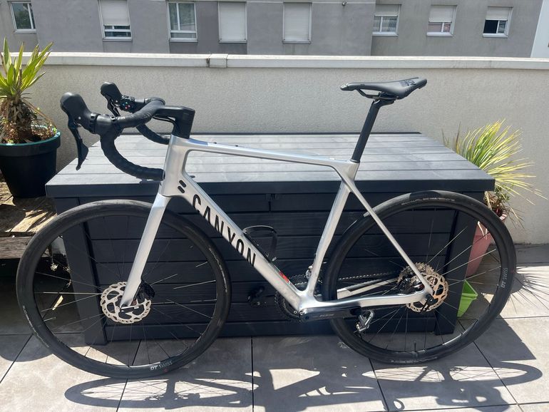 Used Canyon Endurace CF 7 2025 2025 Road & Gravel, Light Gray — image 2 of 10