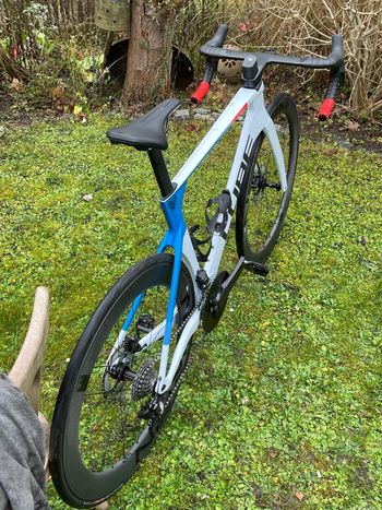 Used CUBE LITENING AERO C:68X RACE 2024 2024 Road & Gravel, White — image 11 of 12